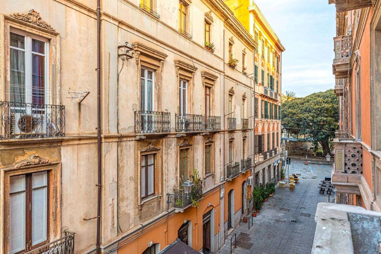 Infinity House - Cagliari Centro Apartment Екстериор снимка