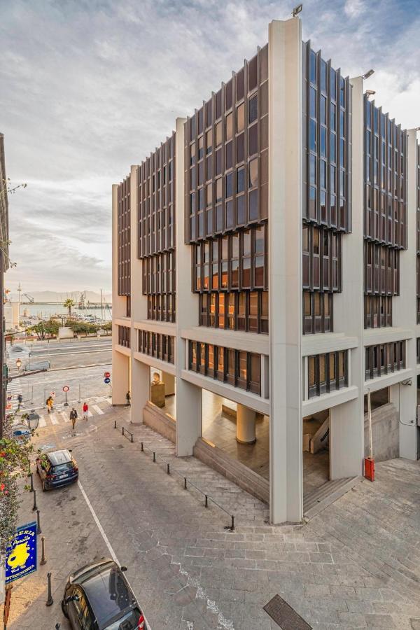 Infinity House - Cagliari Centro Apartment Екстериор снимка