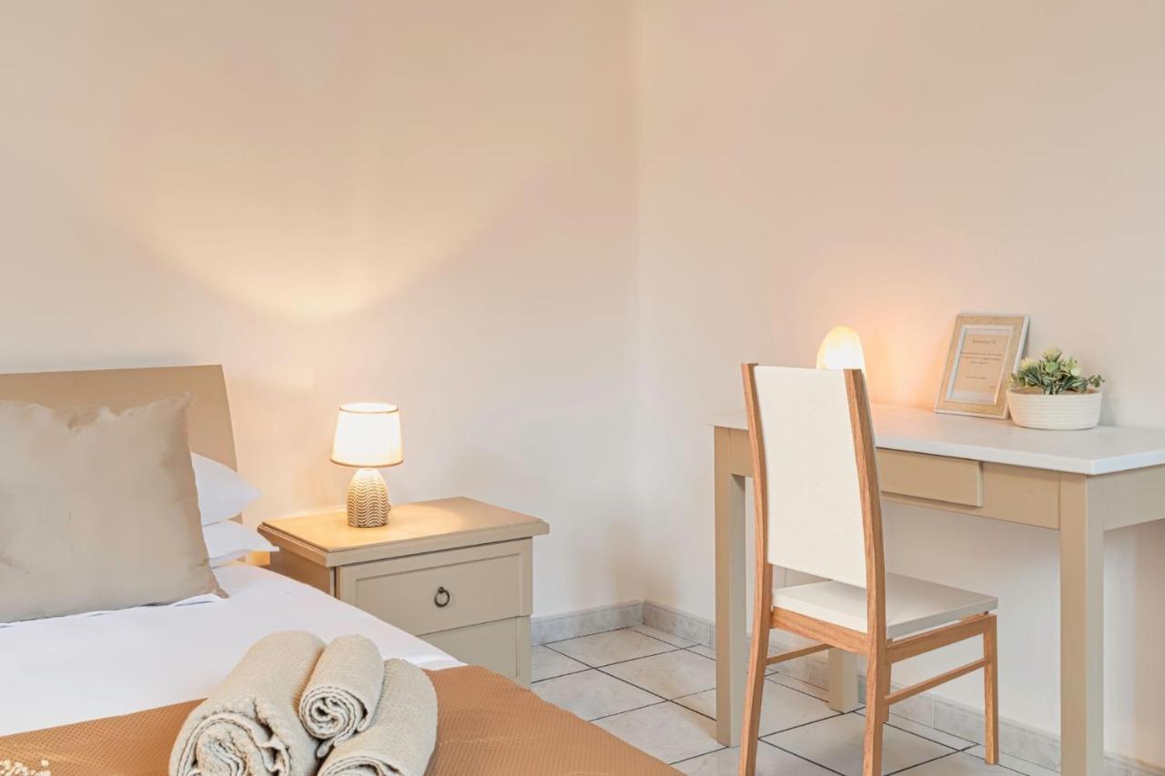 Infinity House - Cagliari Centro Apartment Екстериор снимка